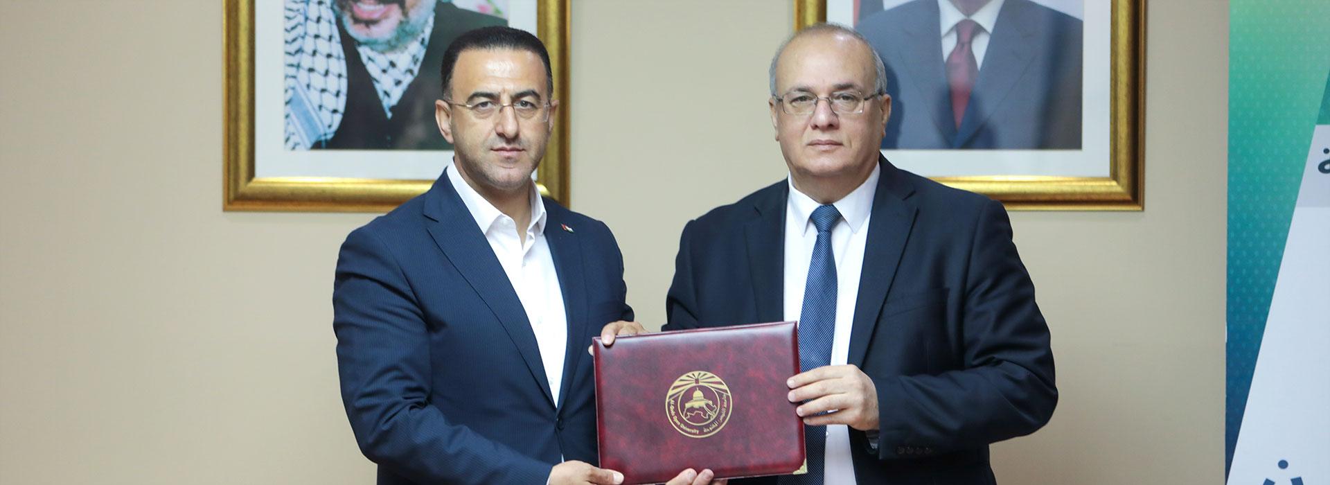 QOU and the General Union of Palestinian Teachers Sign a Cooperation Agreement to Enhance the Competency of Palestinian Teachers